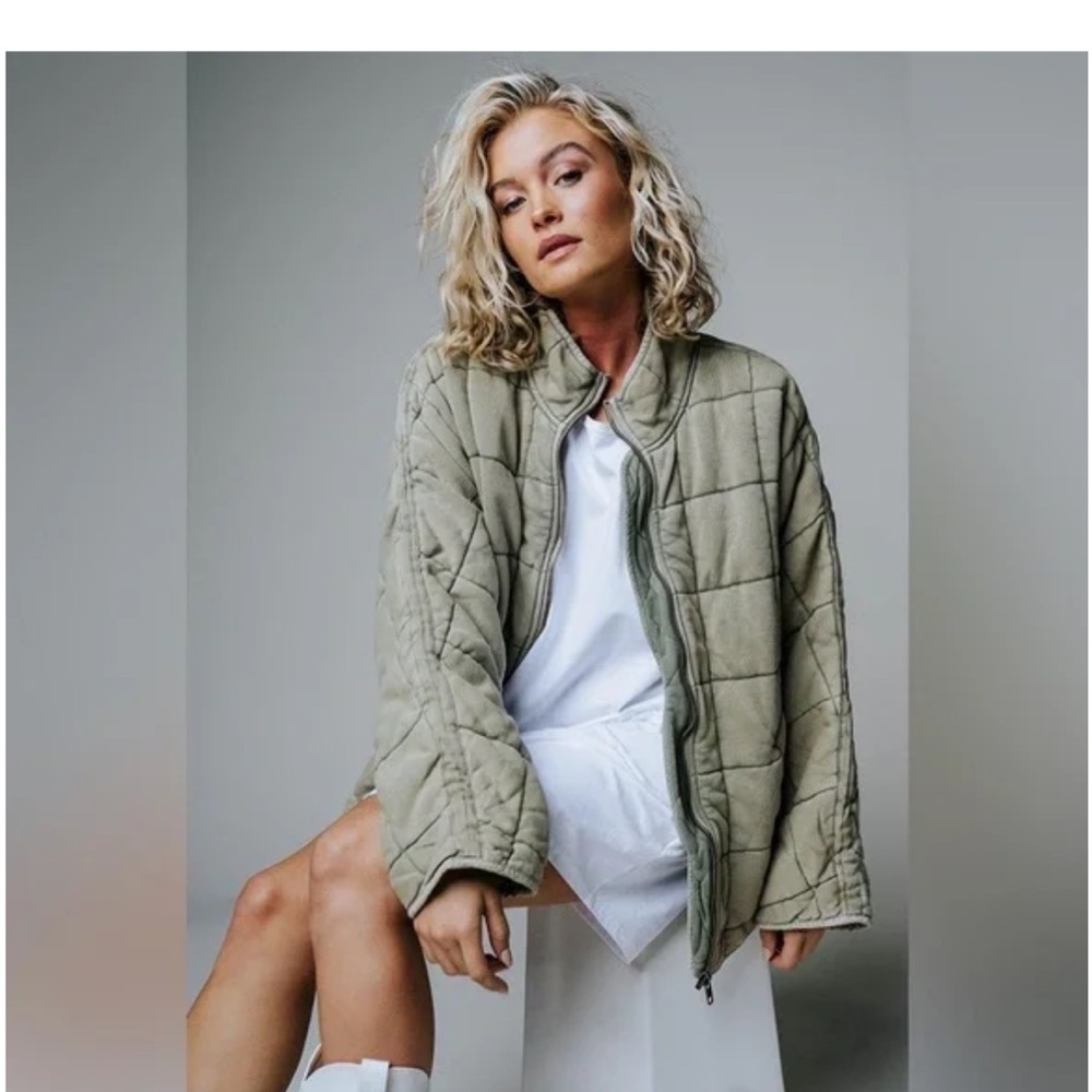 Free people dolman quilted jacket small